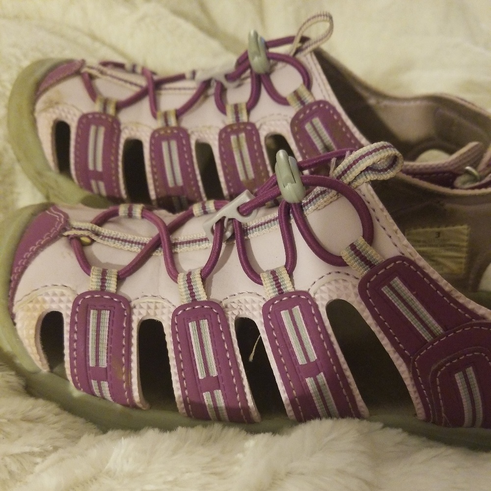 Little Girls Size 3 .(youth size)